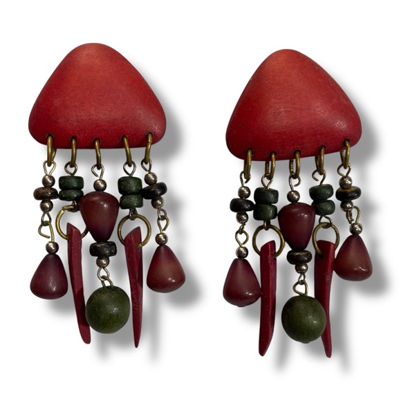 Vintage Chic Handmade Red and Green Dangle Earrings - Picture 1 of 6
